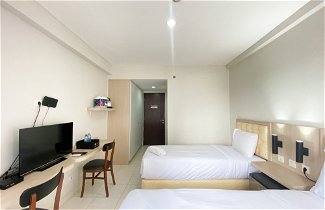 Foto 3 - Comfort And Homey Studio Room (No Kitchen) Elvis Tower Apartment