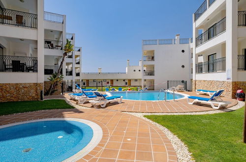 Photo 12 - 1 Bedroom Apartment By Ideal Homes Short Walk From Old Town Albufeira