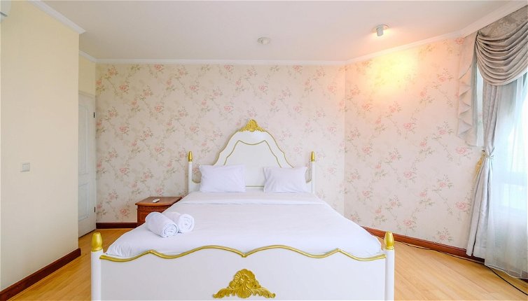 Foto 1 - Spacious And Comfort 2Br With Maid Room At Permata Gandaria Apartment
