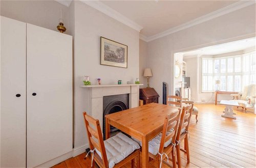 Foto 29 - Charming 2 Bedroom Home in West London
