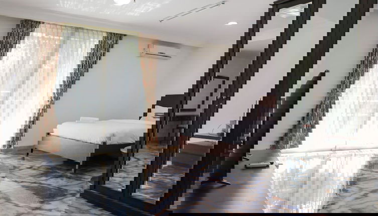 Foto 1 - Spacious Combined 3Br With Maid Room Nuansa Hijau Pondok Indah Apartment