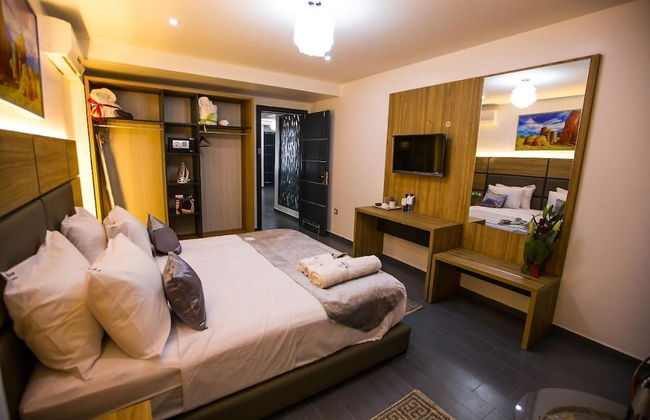 The Adress Residence - Photo 1