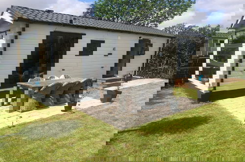 Foto 1 - Charming Chalet With Spacious Enclosed Garden