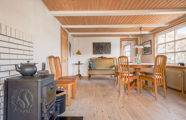 Lovely 4 Bedroom House In Vestmanna - Photo 14