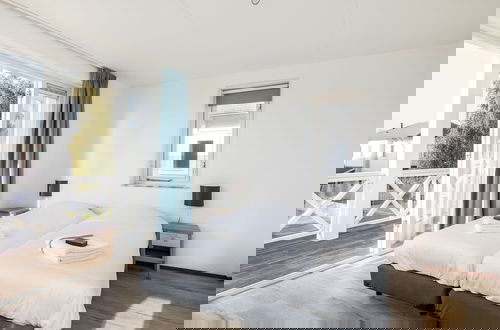 Foto 3 - Restyled Villa With Dishwasher 6km From the Beach