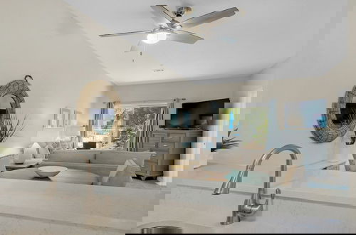 Photo 27 - 1st Floor, Walkable to Dining, Shopping, Beach - Sleeps 6