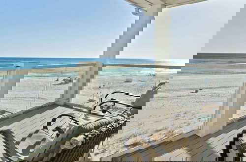 Foto 61 - Luxury Gulf Front, Private Pool, 6-seater Golf Cart, Free Beach Setup