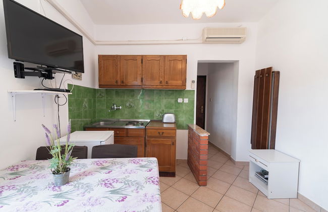 Charming 1-bedroom Apartment Sonia, Sleeps 4 - Photo 6