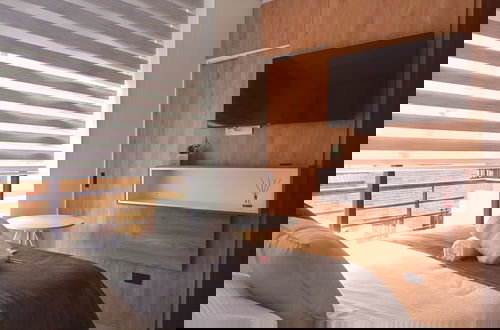 Photo 4 - Bright Studio with Balcony 615