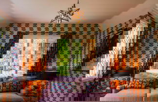 Foto 3 - Luxurious Vineyard Hideaway At Stanlake Park