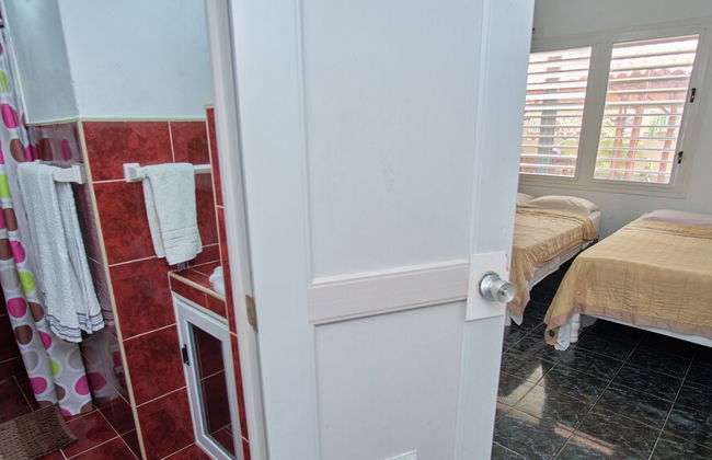 Hermosa casa con terraza piscina y Wi-Fi - Foto 47