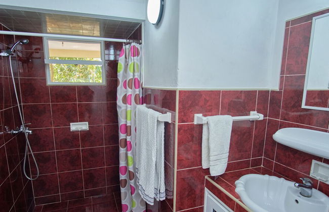 Hermosa casa con terraza piscina y Wi-Fi - Foto 36