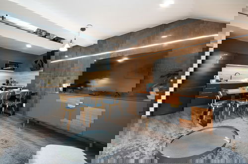 Foto 30 - CORU House