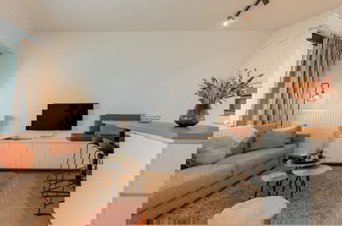 Foto 14 - Modern and Stylish Apartment With Terrace