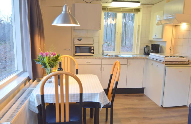 Completely Detached Bungalow in a Nature-filled Park by a Large fen - Foto 53