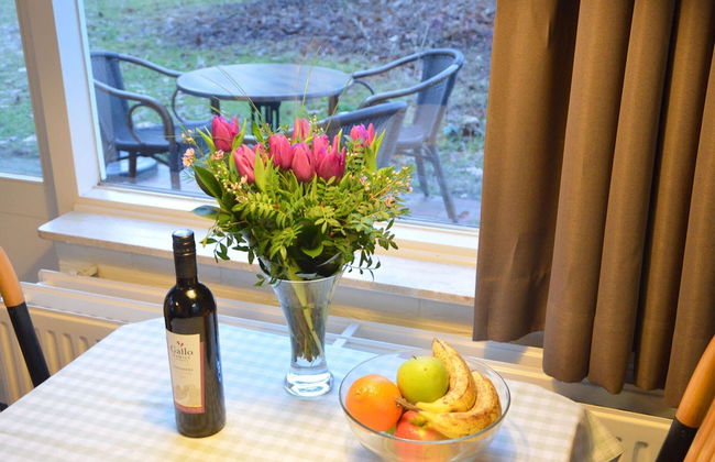 Completely Detached Bungalow in a Nature-filled Park by a Large fen - Foto 54