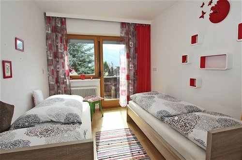 Foto 2 - Spacious Apartment in Stumm Tyrol With Balcony