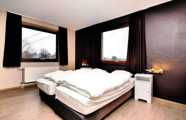 Unique Holiday Home with Pool near Park & Ski Area - Foto 5
