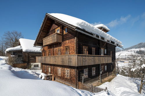 Photo 22 - Spacious Mansion near Ski Area in Salzburg