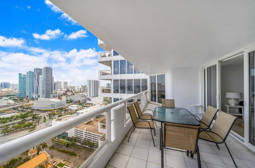 Photo 43 - High-rise Comfort With Balcony and Pool