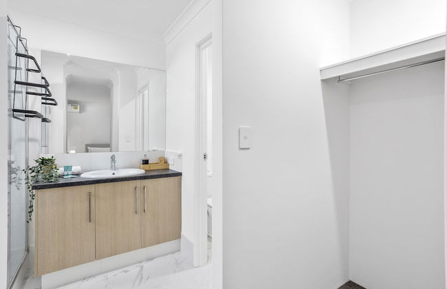 Perth Airport Hideaway - Foto 21