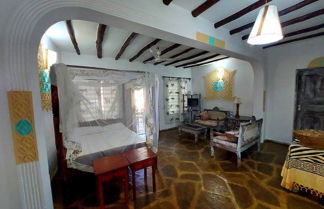 Photo 1 - Marine Holiday House- Bed & Breakfast