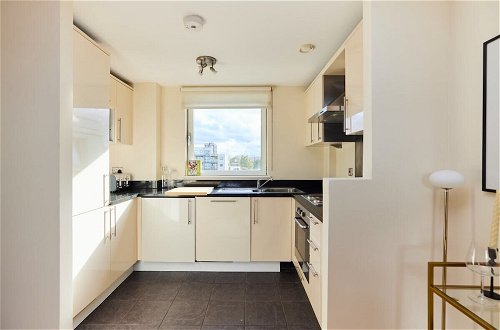 Photo 16 - The Weavers Field Place - Classy 3bdr Flat With Terrace