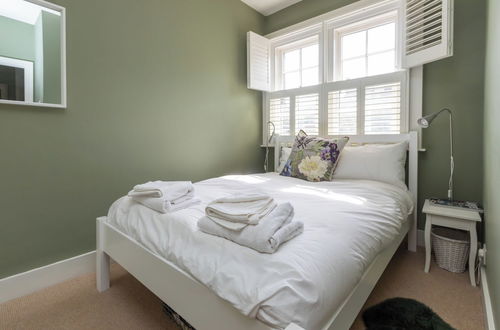 Photo 16 - Beautiful & Cosy 2BD House - Southwark