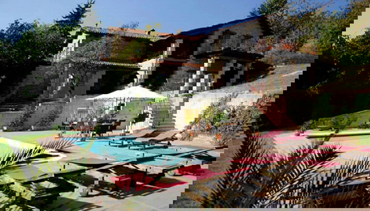 Foto 1 - Belvilla by OYO House With Large Terrace and Pool
