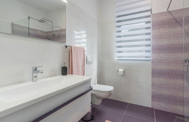Pleasant Holiday Home in Novigrad - Foto 15