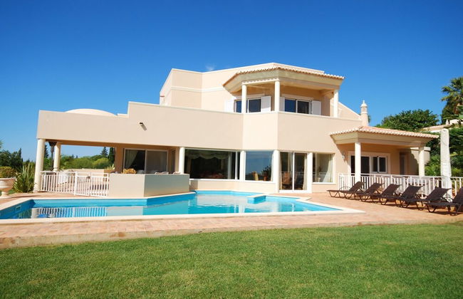 Lavish Villa With Private Swimming Pool - Foto 19