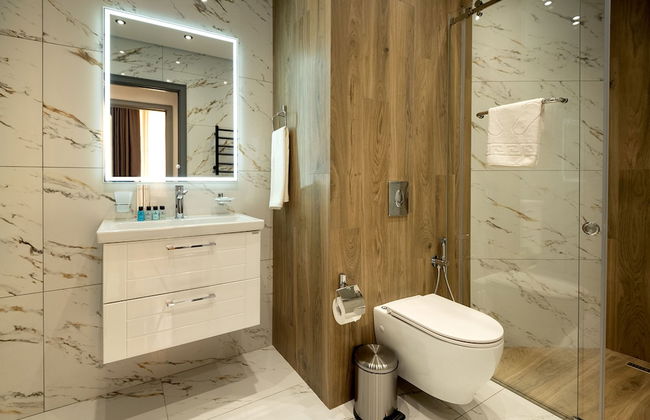 Hilltop North Avenue by Stellar Hotels - Photo 76