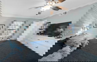 Photo 2 - Horizon South 74F