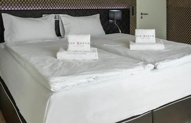 The Queen Luxury Apartments - Villa Medici - Foto 25