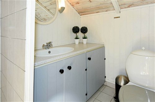 Photo 12 - 4 Person Holiday Home in Oksbol