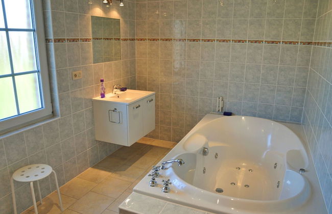 Holiday Home in Ardennes With Bubble Bath - Foto 11