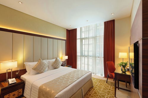 Photo 14 - Royal Continental Suites