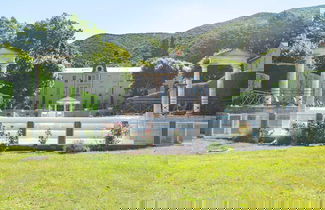 Foto 3 - Cozy Apartment With Swimming Pool, Terrace, Garden, Parking