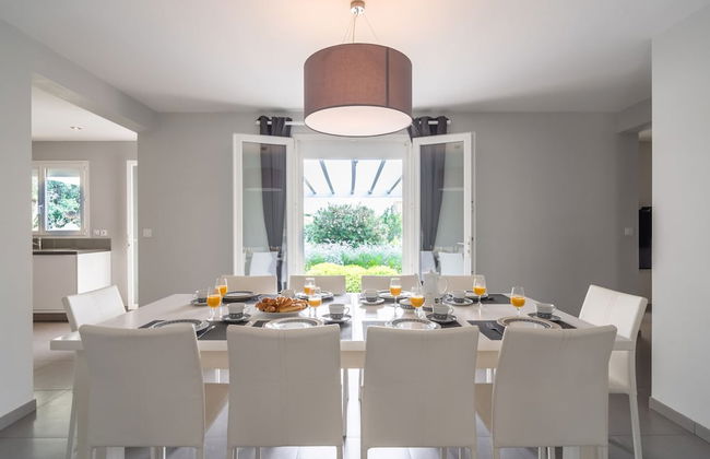 Luxurious Villa in Saint Genies de Fontedit With Heated Pool - Foto 49