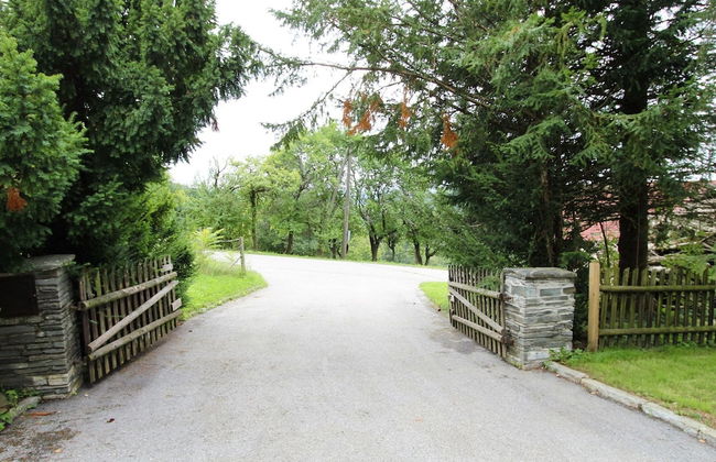 Quiet Holiday Home Near ski Resort - Photo 14
