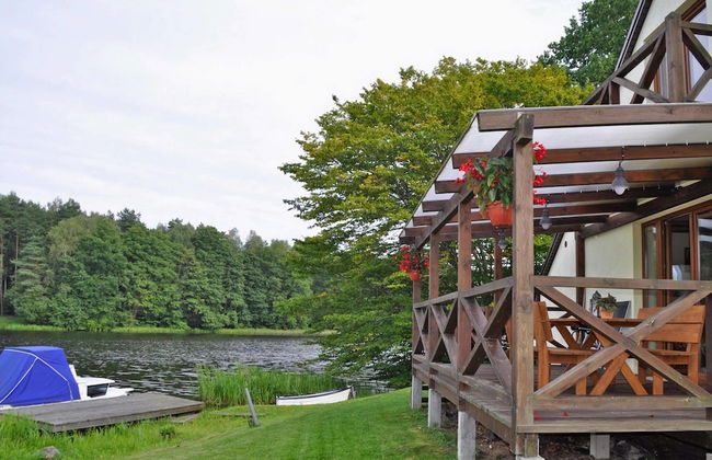Holiday House by the Lake With a Fireplace - Foto 35