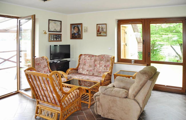 Holiday House by the Lake With a Fireplace - Foto 30