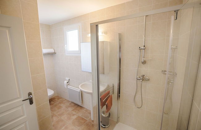 Lovely Villa in Joyeuse With Private Swimming Pool - Photo 75