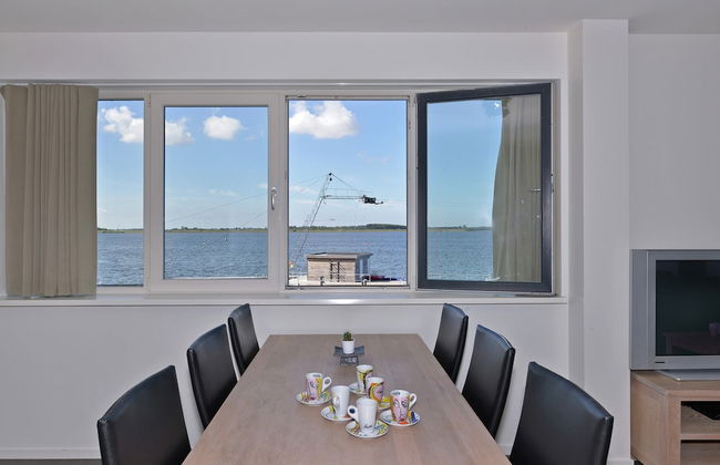 Waterfront Penthouse With Roof Terrace and Private Jetty - Foto 67