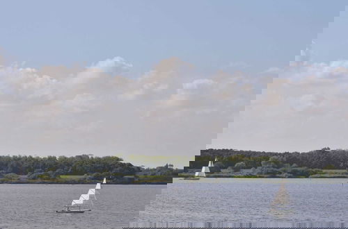 Foto 43 - Waterfront Penthouse With Roof Terrace and Private Jetty