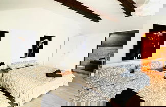 Foto 1 - 7 private Rooms in a spacious Villa