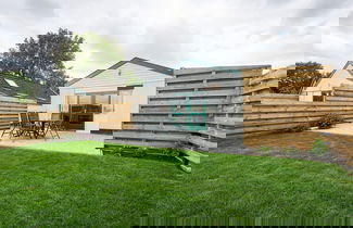 Photo 1 - Cozy Holiday Home in a Lovely Environment