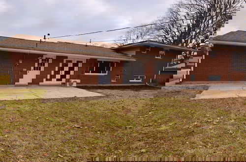 Photo 23 - Modern Home Just Mins to Notre Dame 52723