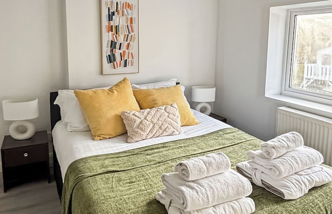 Charming Retreat With Hot Tub & Sauna Sleeps 4 - Foto 11