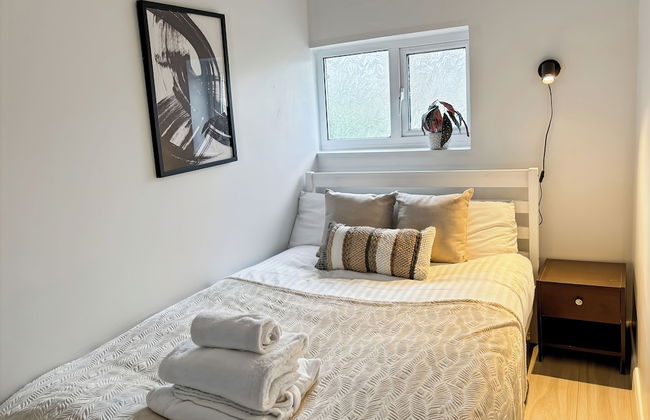 Cozy Hideaway With Hot Tub & Sauna Sleeps 7 - Foto 2